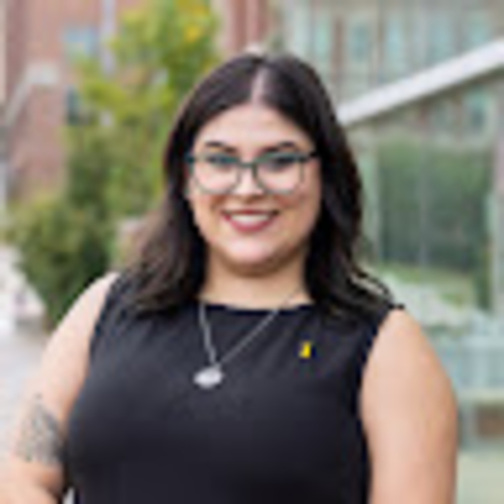 Meet your Posher, Ava